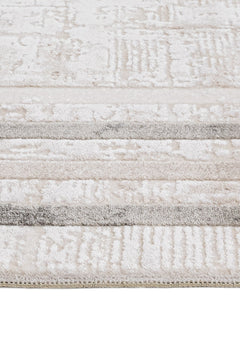 Machine Made Area Rug - Summit Grey Framed Rug with 11 mm Pile Height