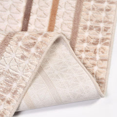 Viscose Area Rug – Machine Made Cream Frame Rug With Overlocked Edge