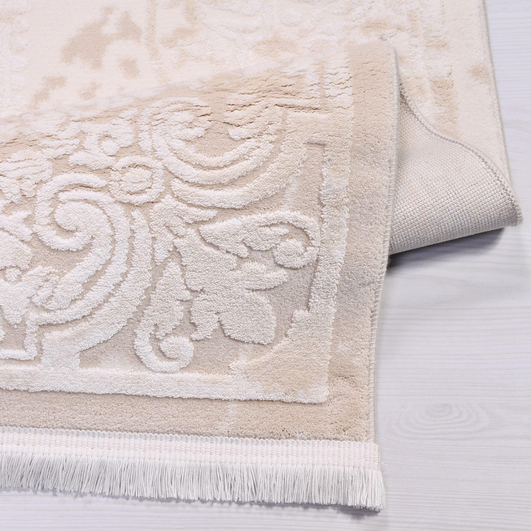 Vintage Bamboo Area Rug – Machine Made Soft Pile Cream Rug With Overlocked Edge