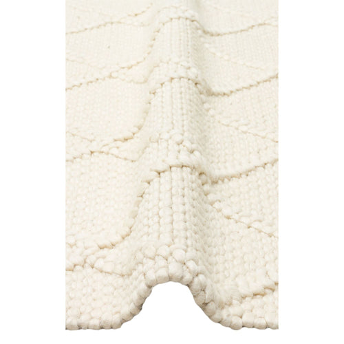 Hand Knitted Rug – Cream Geometric Rug With Soft Texture & Antislip Floor