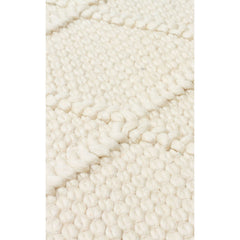 Hand Knitted Rug – Cream Geometric Rug With Soft Texture & Antislip Floor